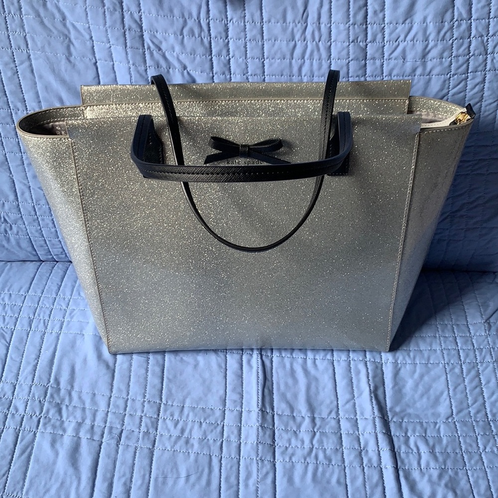 NWT Gorgeous Kate Spade silver glitter tote purse!